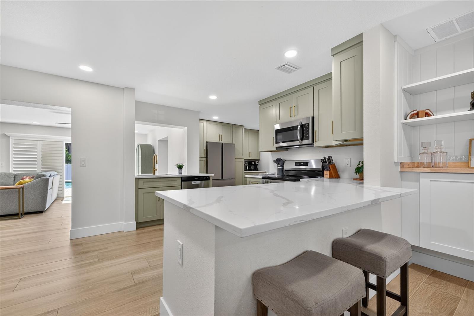 Image 8 of 45 For 336 87th Avenue Ne