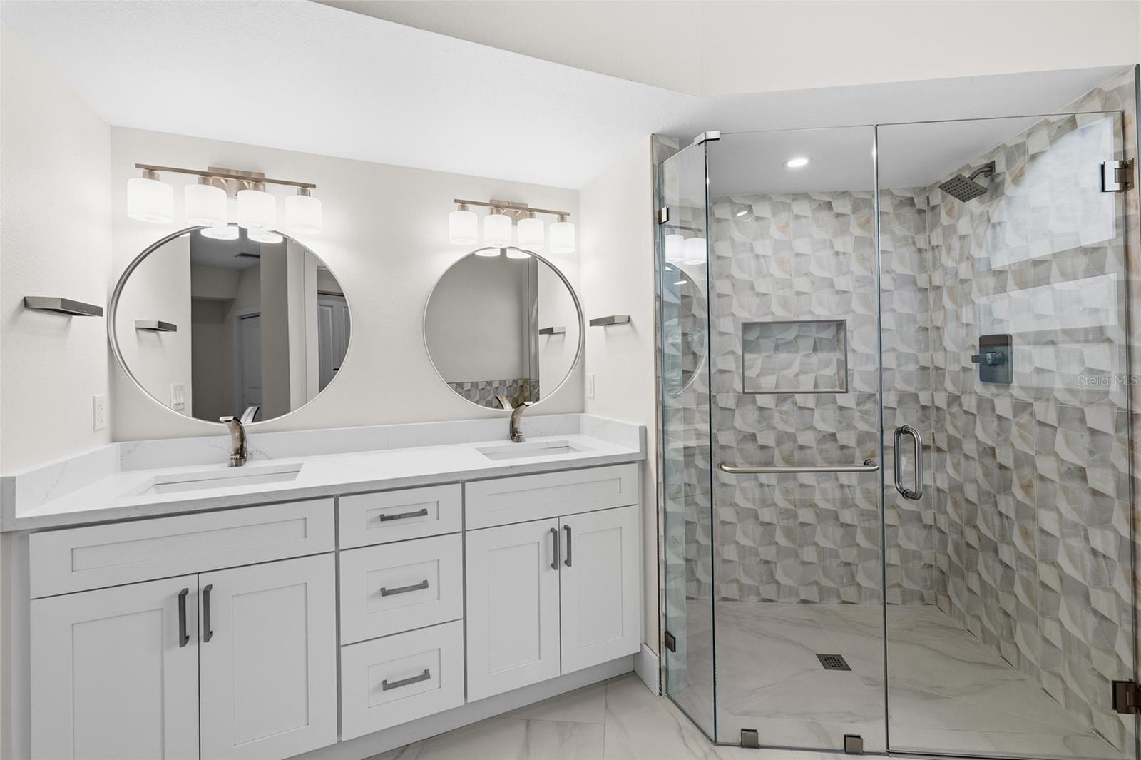 Image 21 of 51 For 1801 Laurence Court