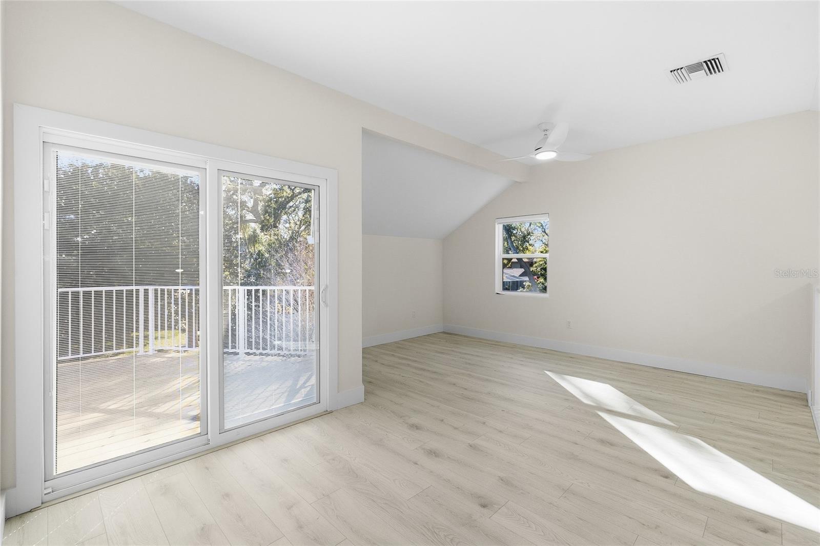 Image 25 of 51 For 1801 Laurence Court