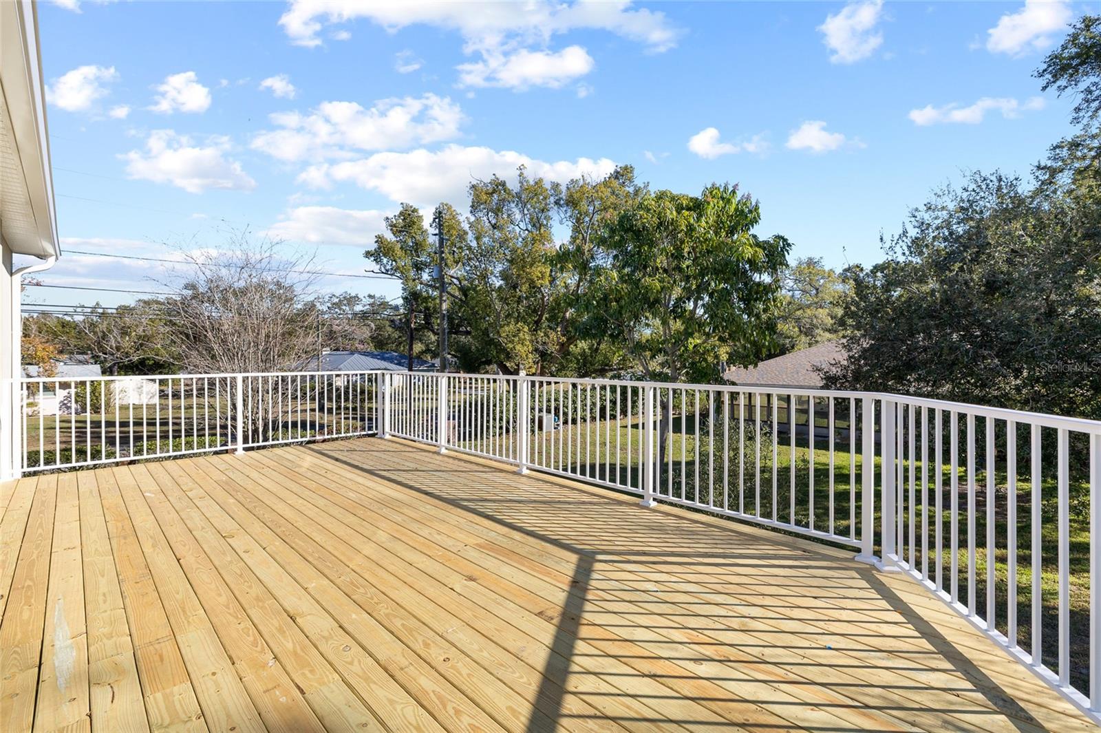 Image 35 of 51 For 1801 Laurence Court