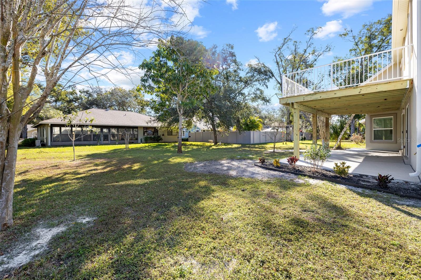 Image 40 of 51 For 1801 Laurence Court