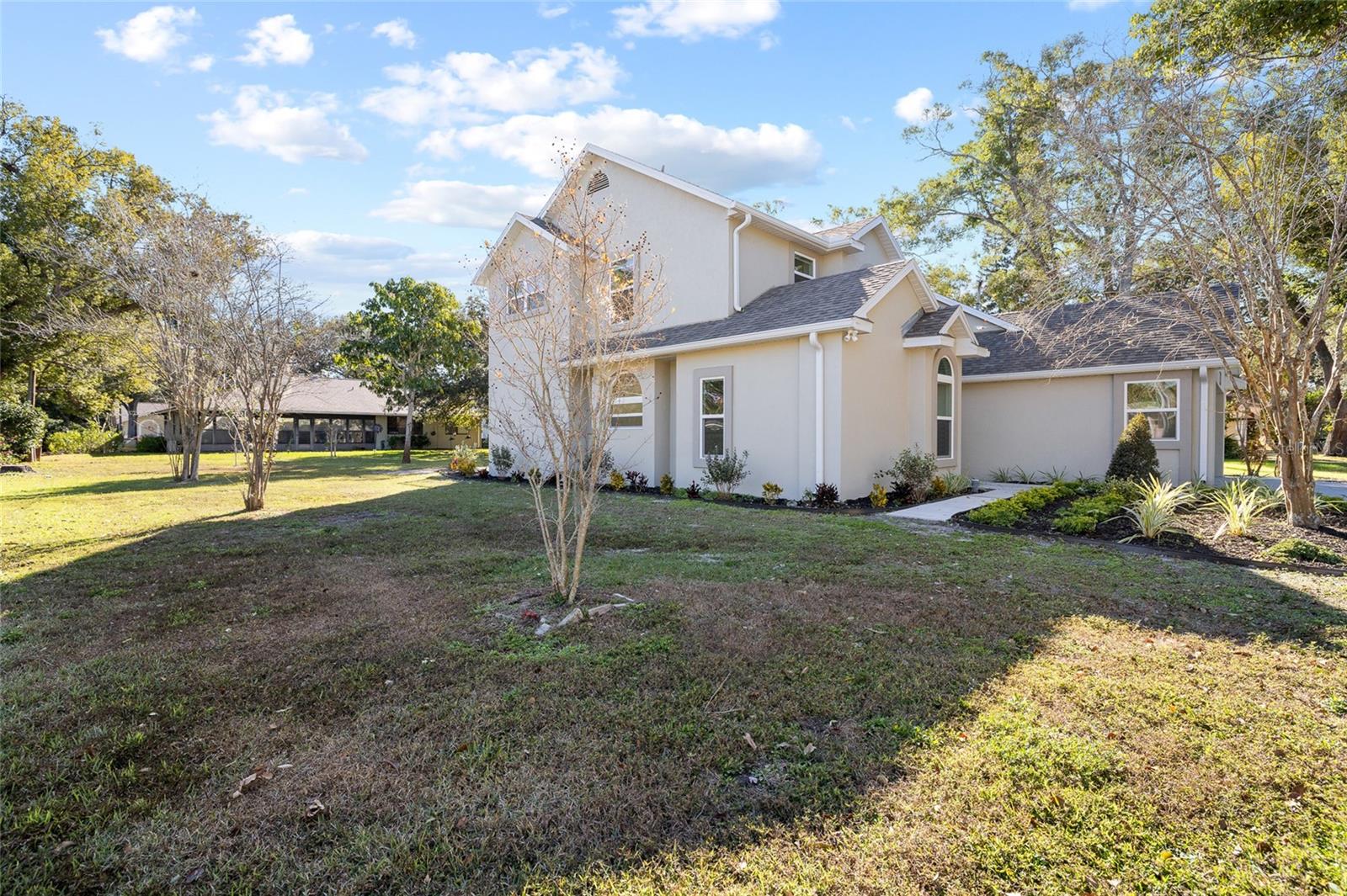 Image 44 of 51 For 1801 Laurence Court