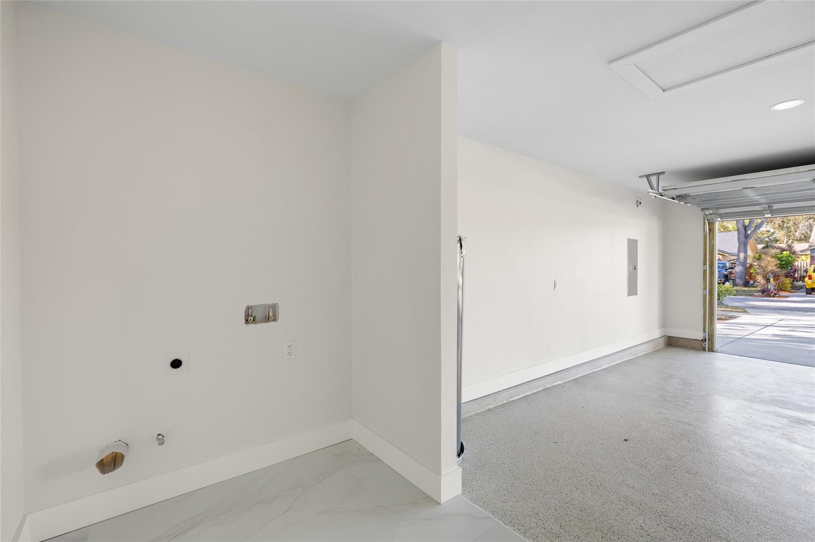 Image 46 of 51 For 1801 Laurence Court