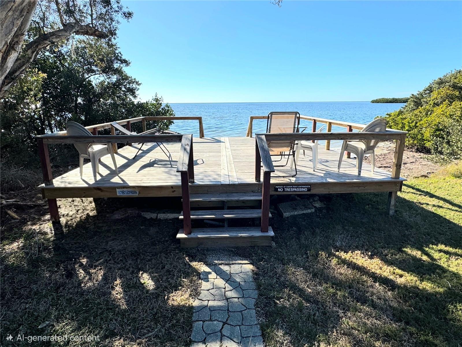 Listing photo id 20 for 303 Tarpon Point