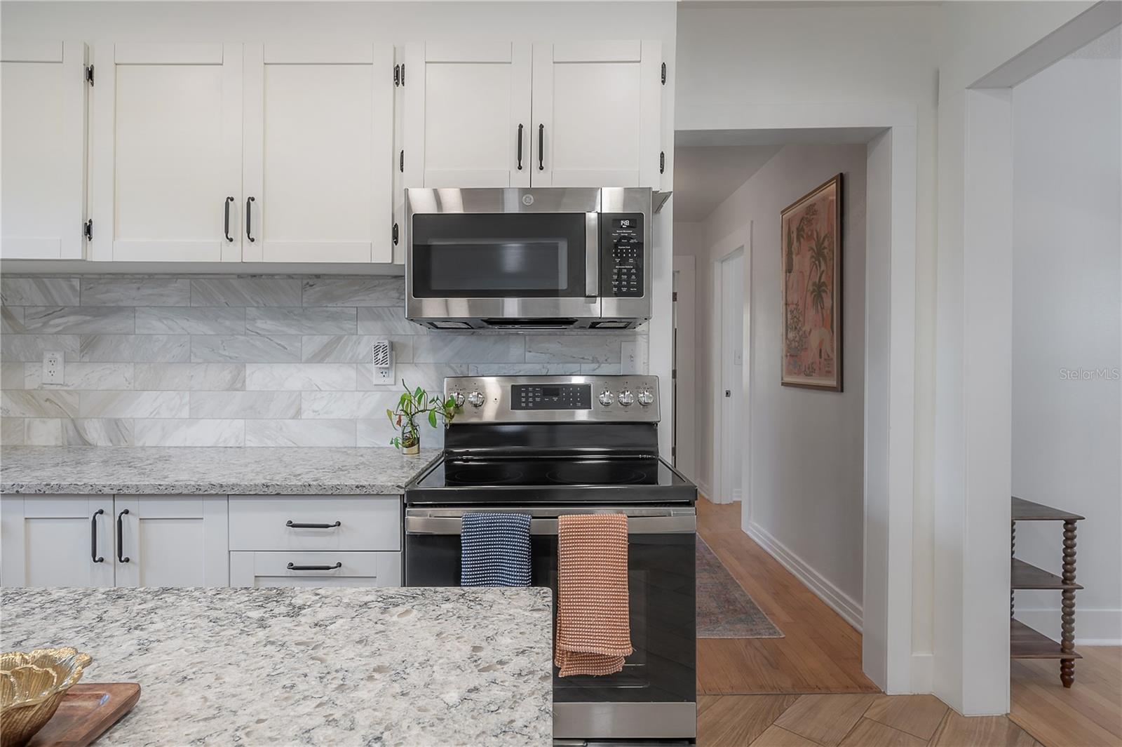 Image 16 of 67 For 4110 Marguerite Street