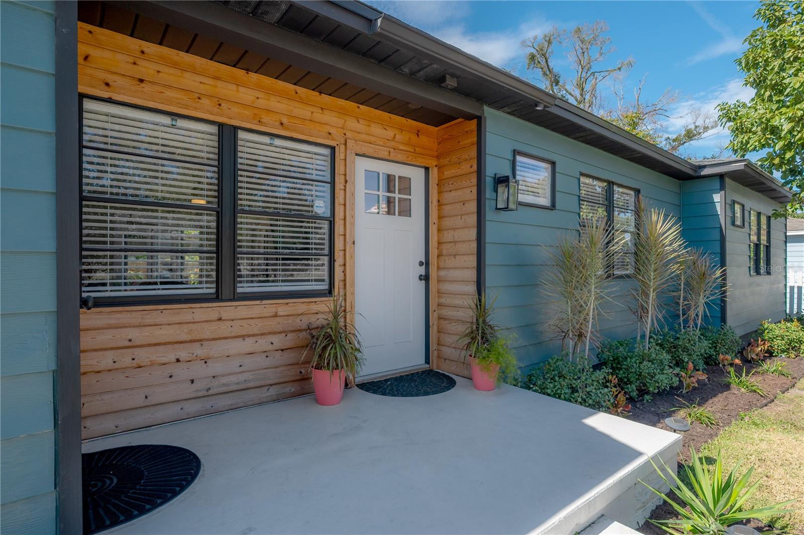 Image 4 of 67 For 4110 Marguerite Street