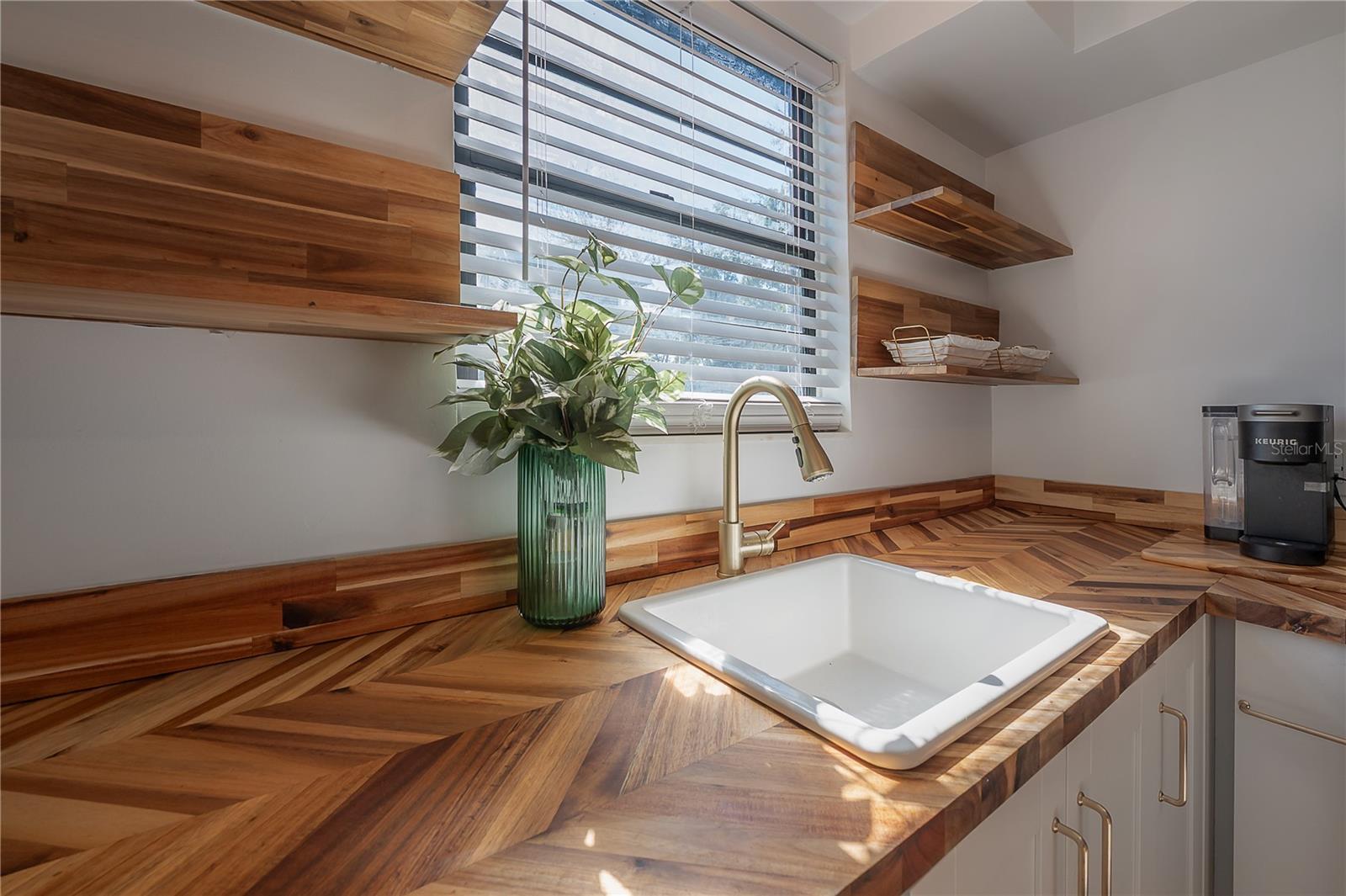 Image 46 of 67 For 4110 Marguerite Street