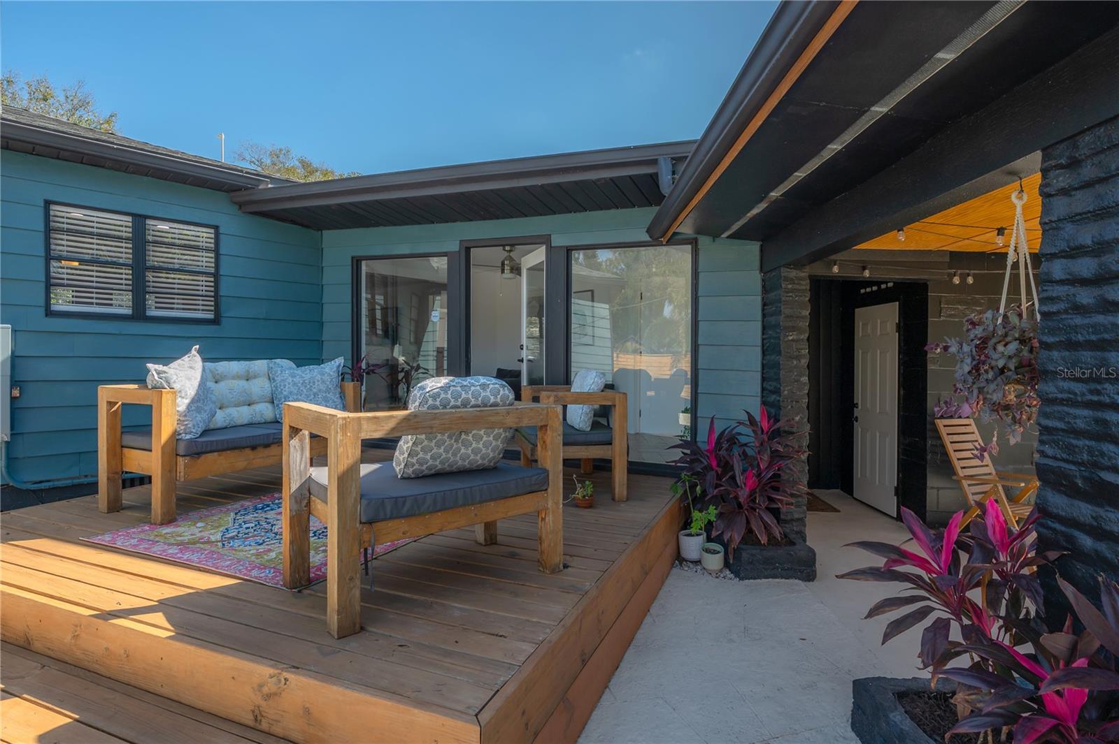 Image 55 of 67 For 4110 Marguerite Street