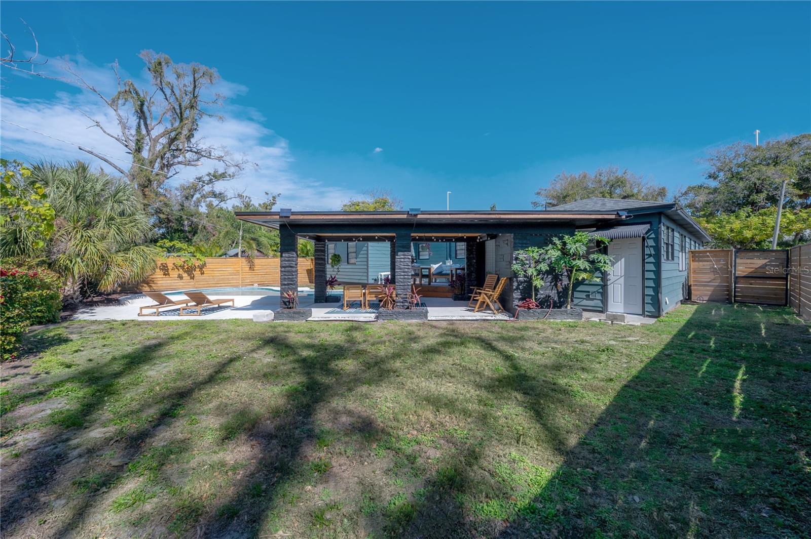 Image 57 of 67 For 4110 Marguerite Street