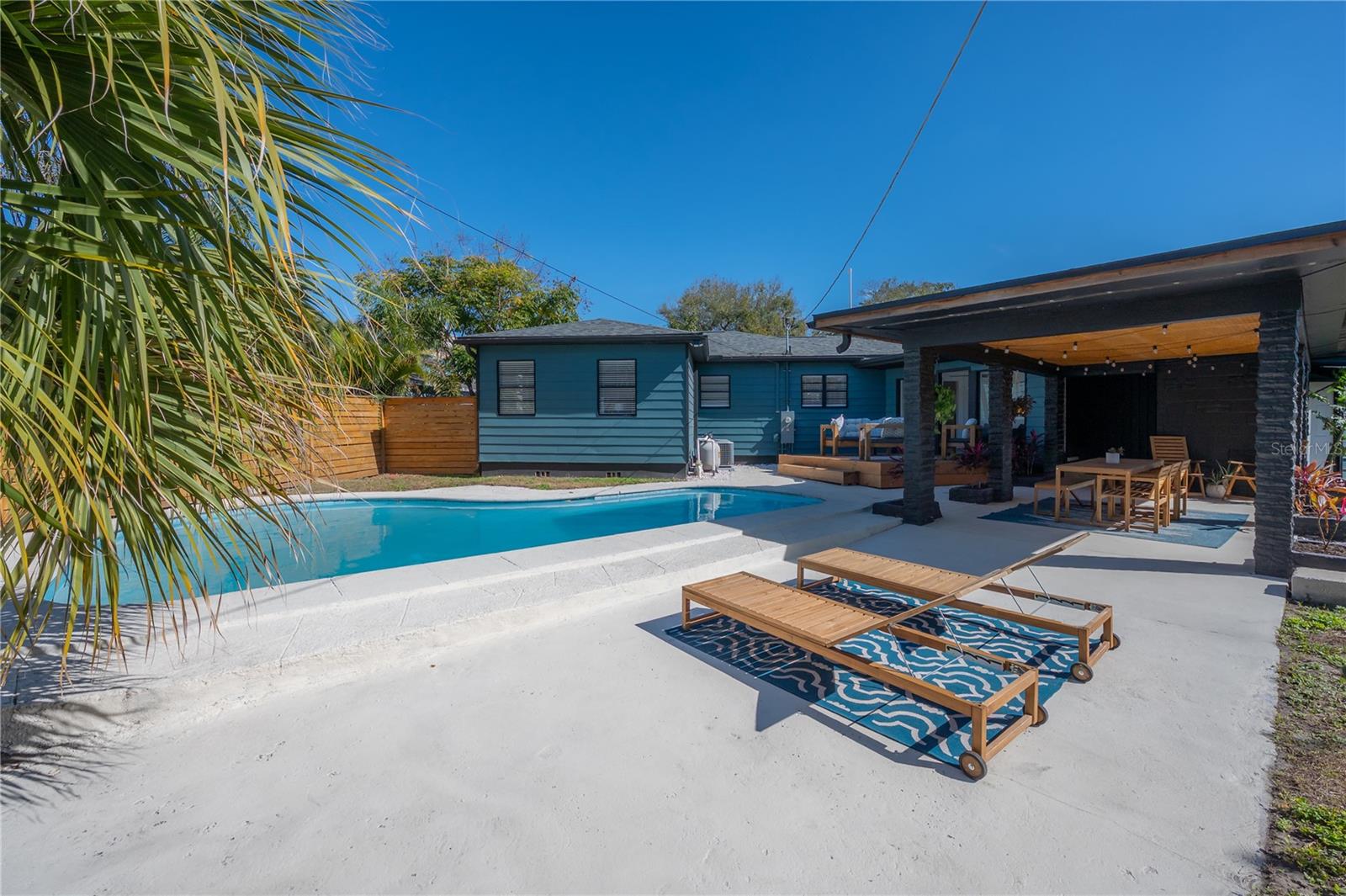 Image 60 of 67 For 4110 Marguerite Street