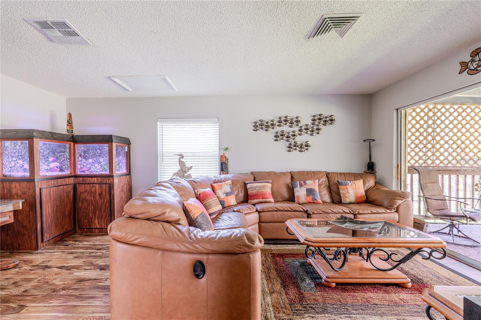 Image 18 of 67 For 9251 Star Trail