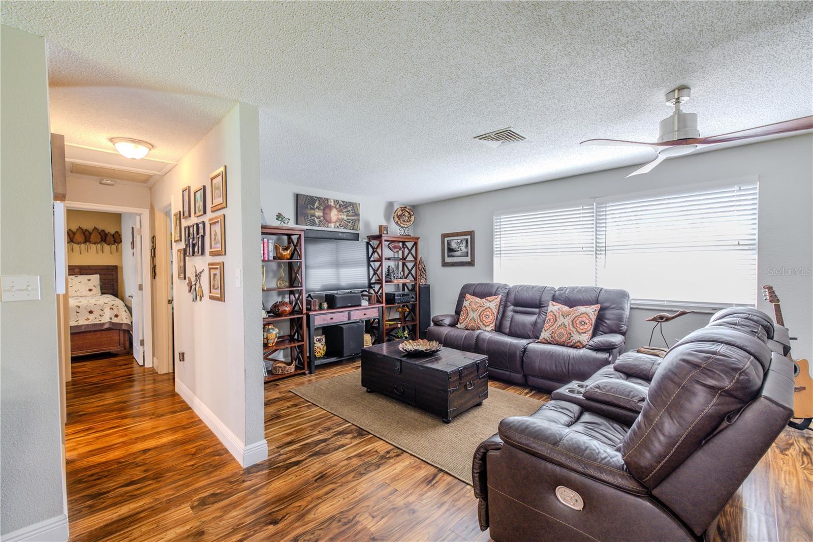 Image 29 of 67 For 9251 Star Trail