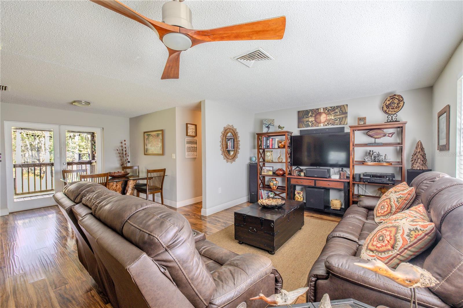 Image 6 of 67 For 9251 Star Trail