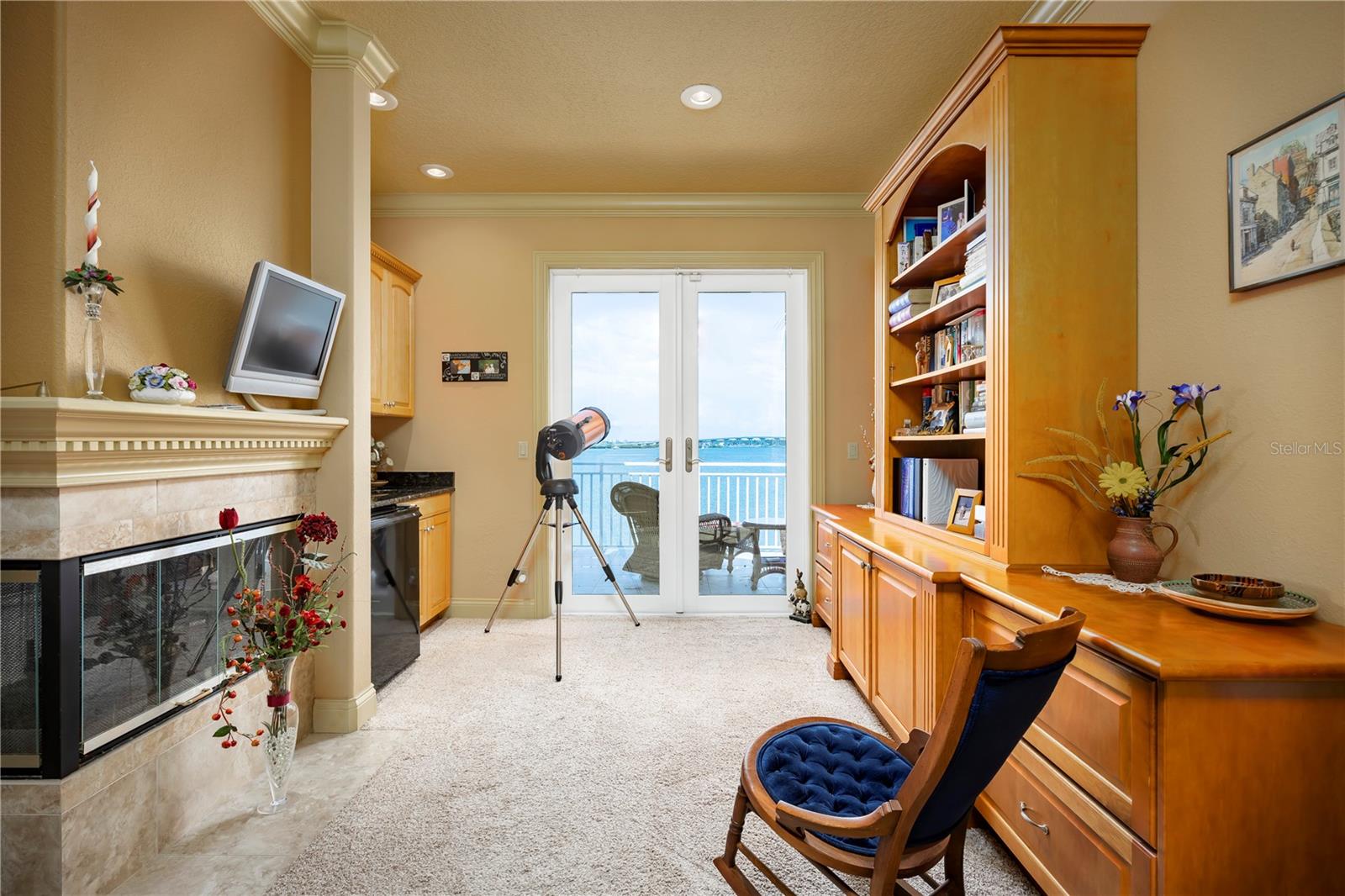 Image 16 of 58 For 306 Harbor Drive