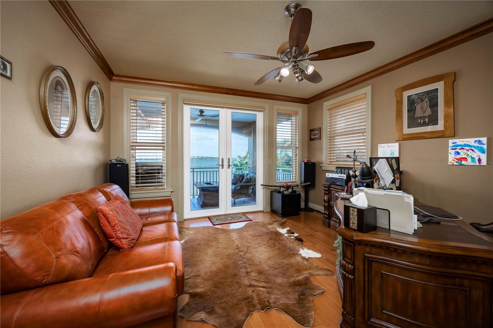 Image 33 of 58 For 306 Harbor Drive