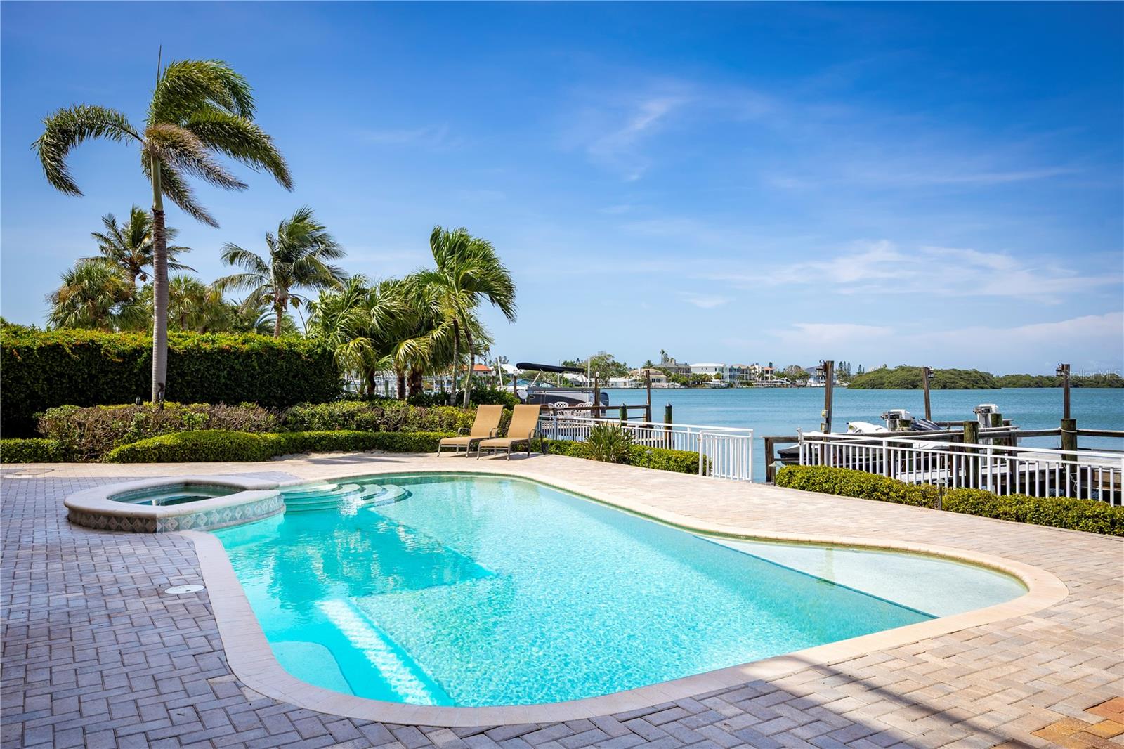 Image 38 of 58 For 306 Harbor Drive