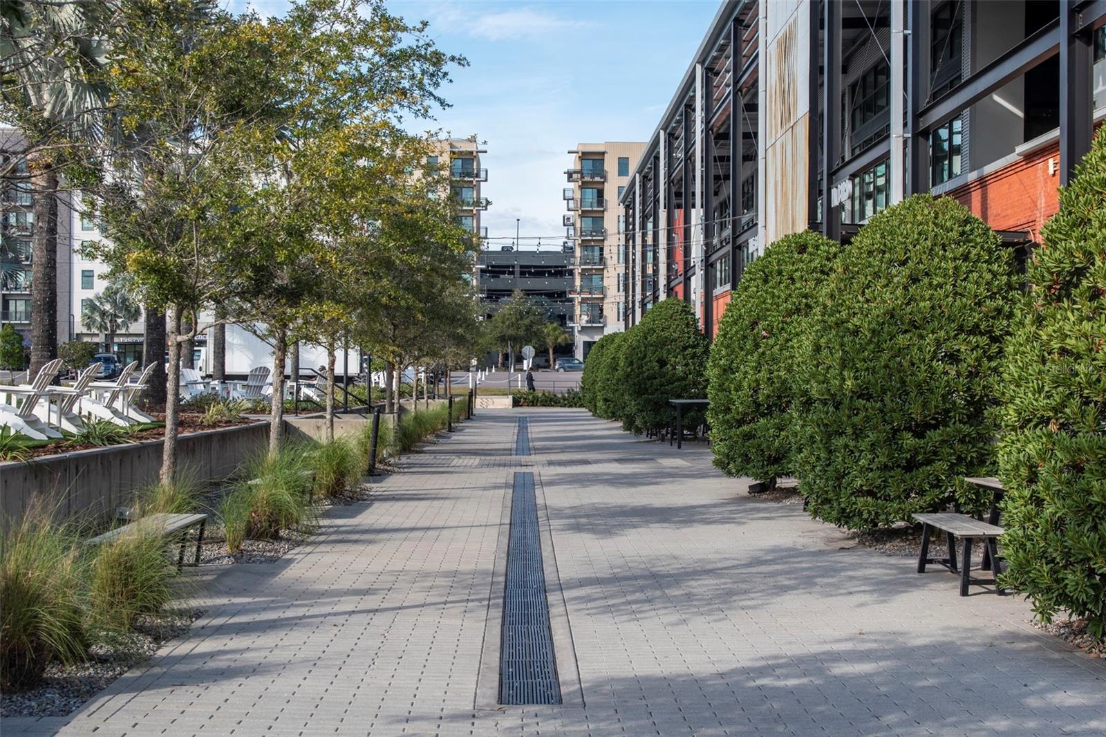 Listing photo id 61 for 3306 Perry Avenue