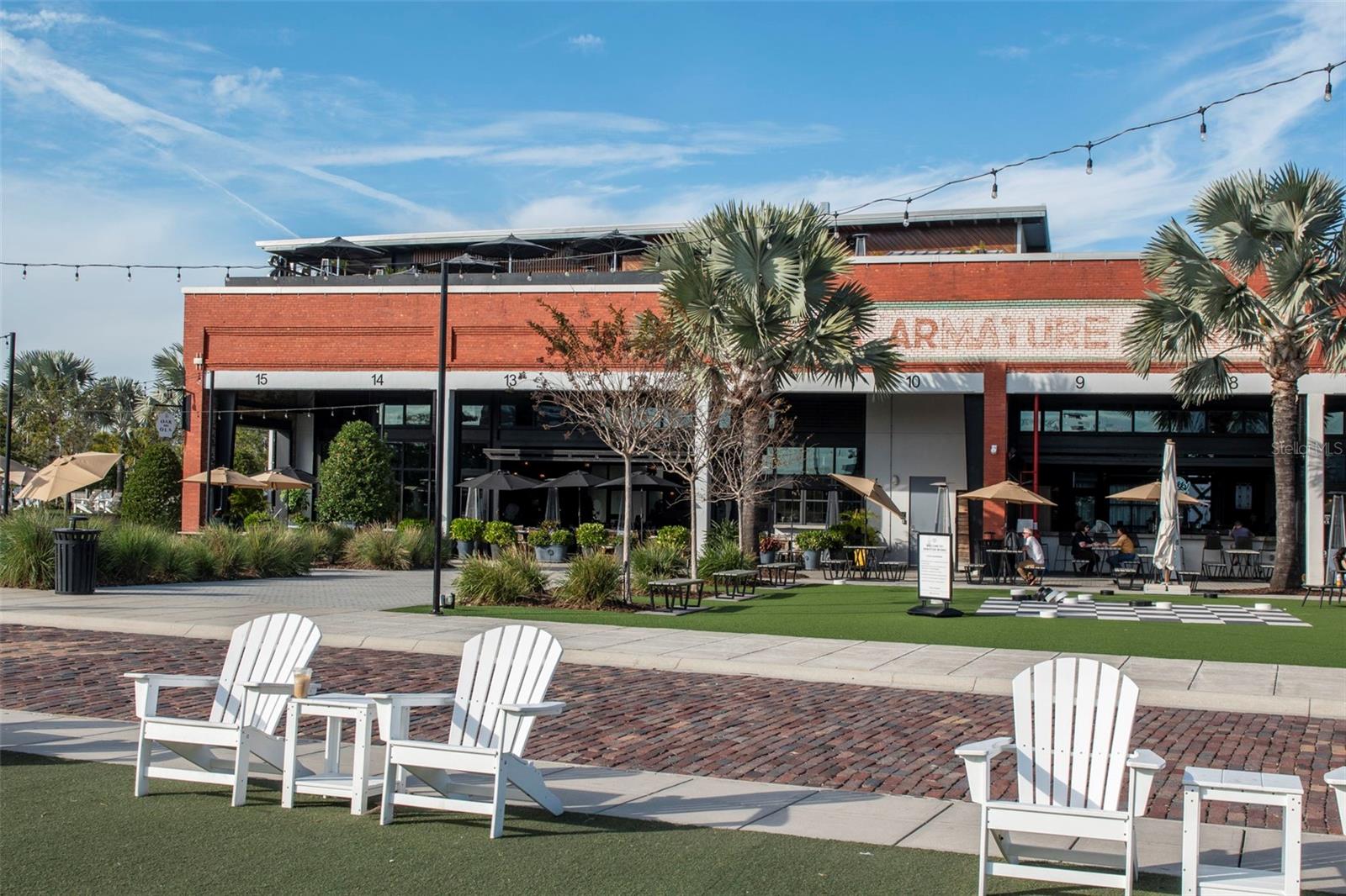 Listing photo id 75 for 3306 Perry Avenue