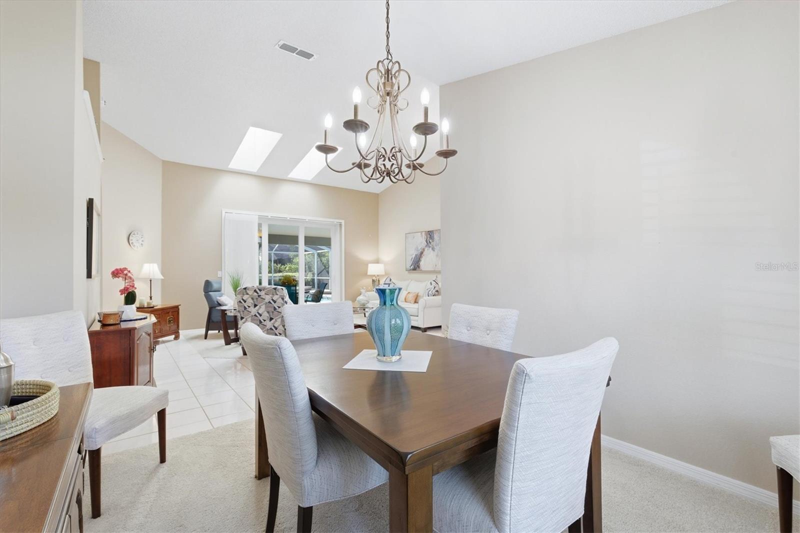 Image 13 of 53 For 716 Woodmont Drive