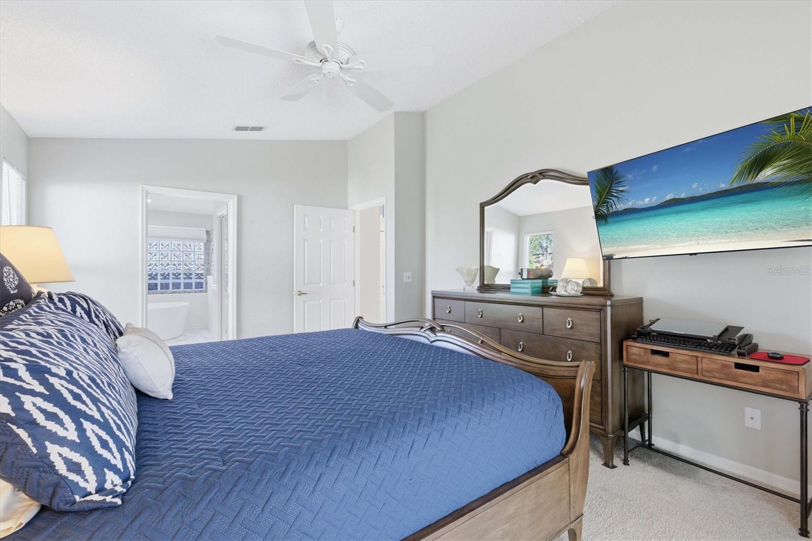 Image 25 of 53 For 716 Woodmont Drive