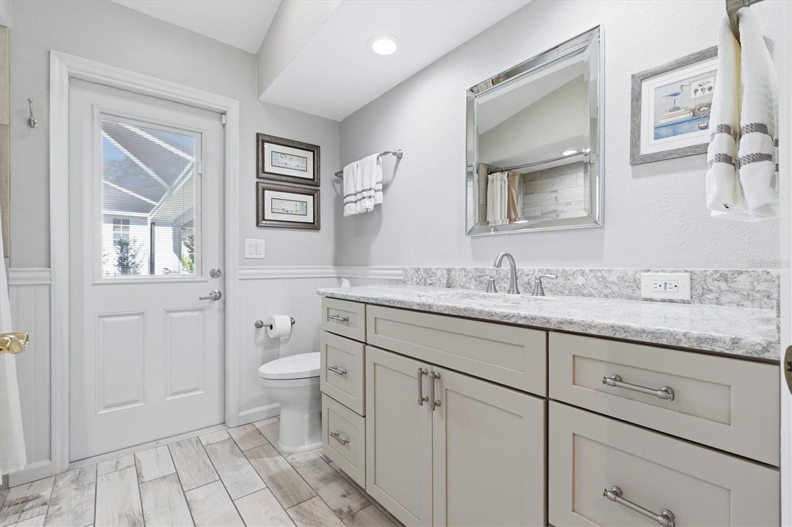 Image 34 of 53 For 716 Woodmont Drive