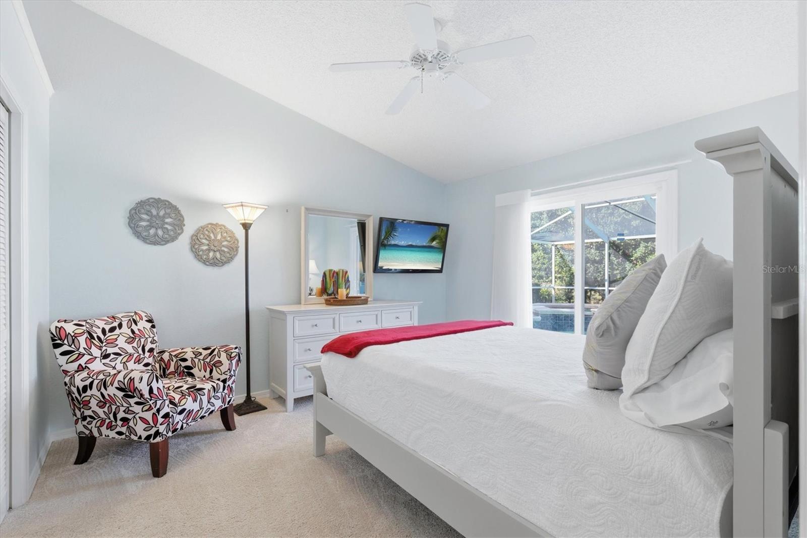 Image 36 of 53 For 716 Woodmont Drive