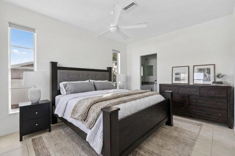 Image 11 of 20 For 8195 Coachlight Circle