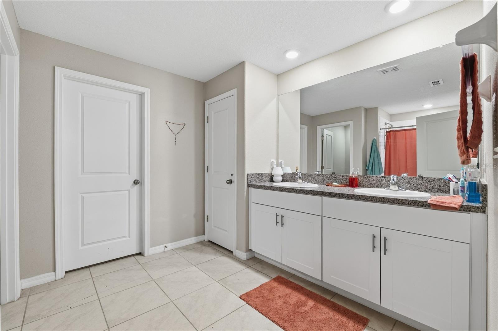 Image 14 of 45 For 15452 Miller Creek Drive