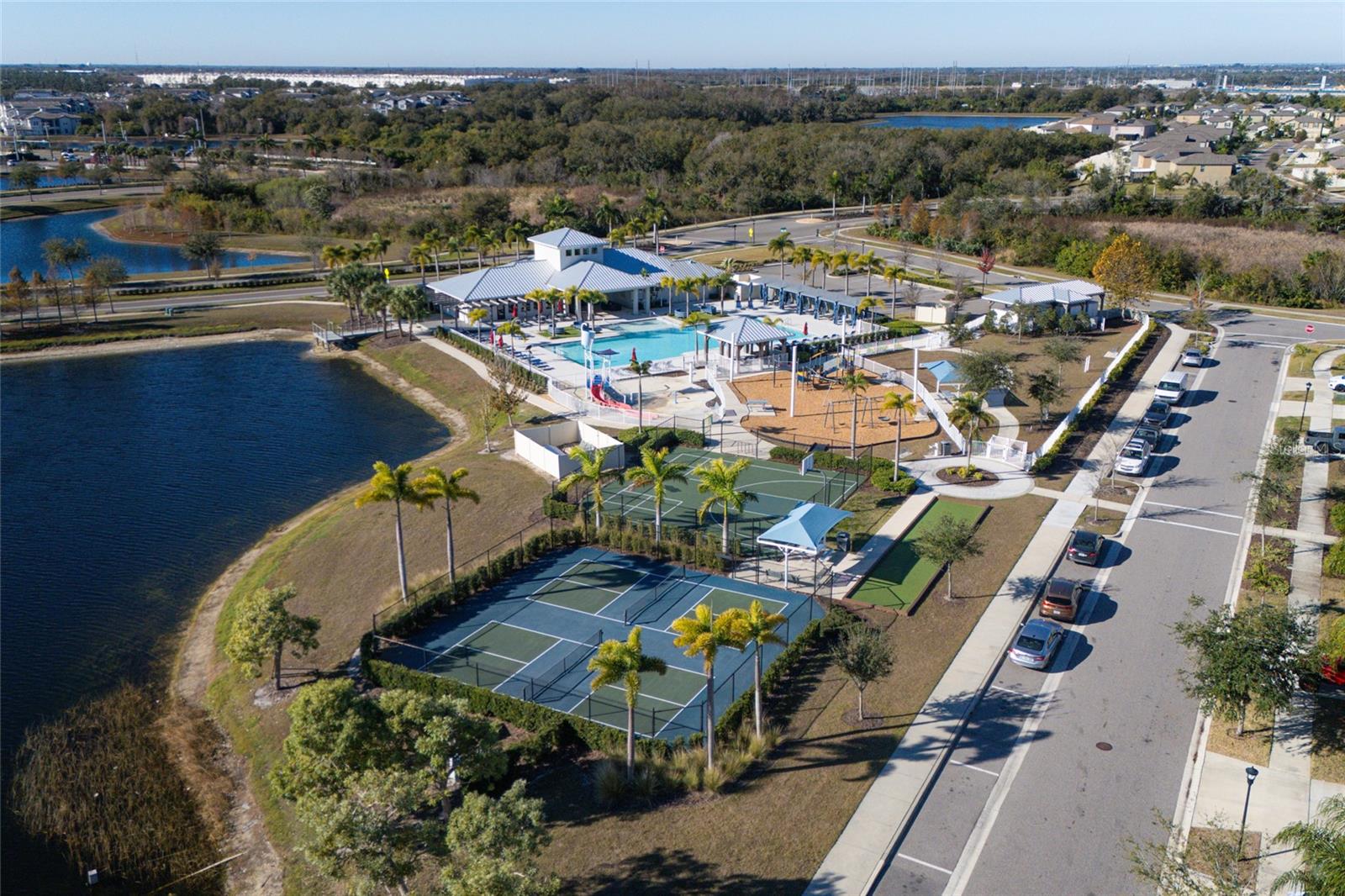 Image 37 of 45 For 15452 Miller Creek Drive