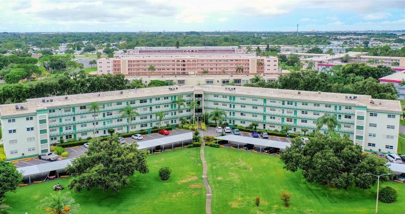 Details for 5725 80th Street N 404, ST PETERSBURG, FL 33709