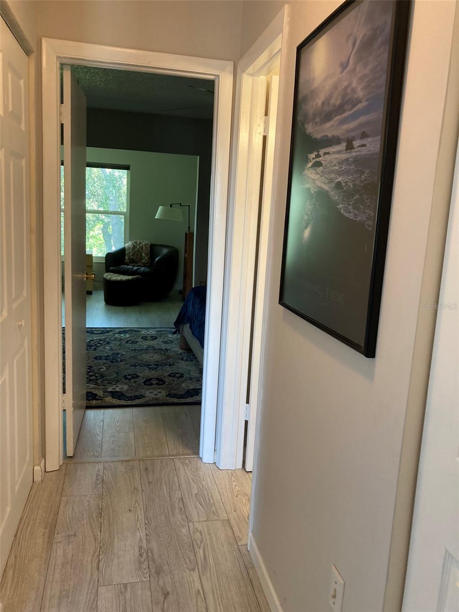 Image 31 of 36 For 5725 80th Street N 404