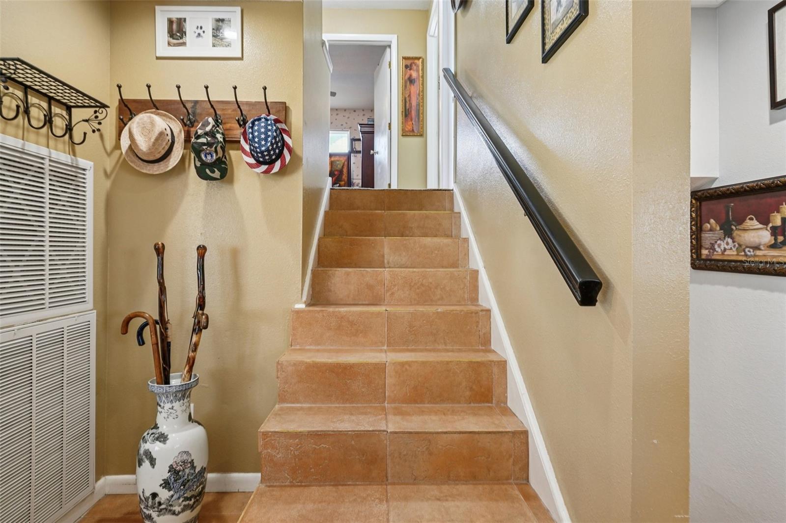 Image 10 of 88 For 13476 Binglewood Avenue