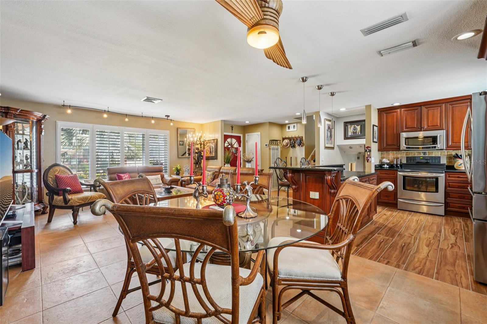 Image 21 of 88 For 13476 Binglewood Avenue