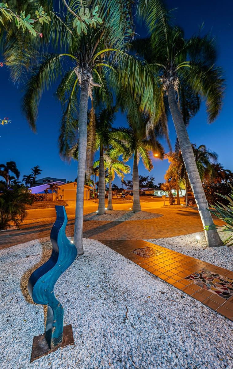 Image 12 of 91 For 2910 Alton Drive