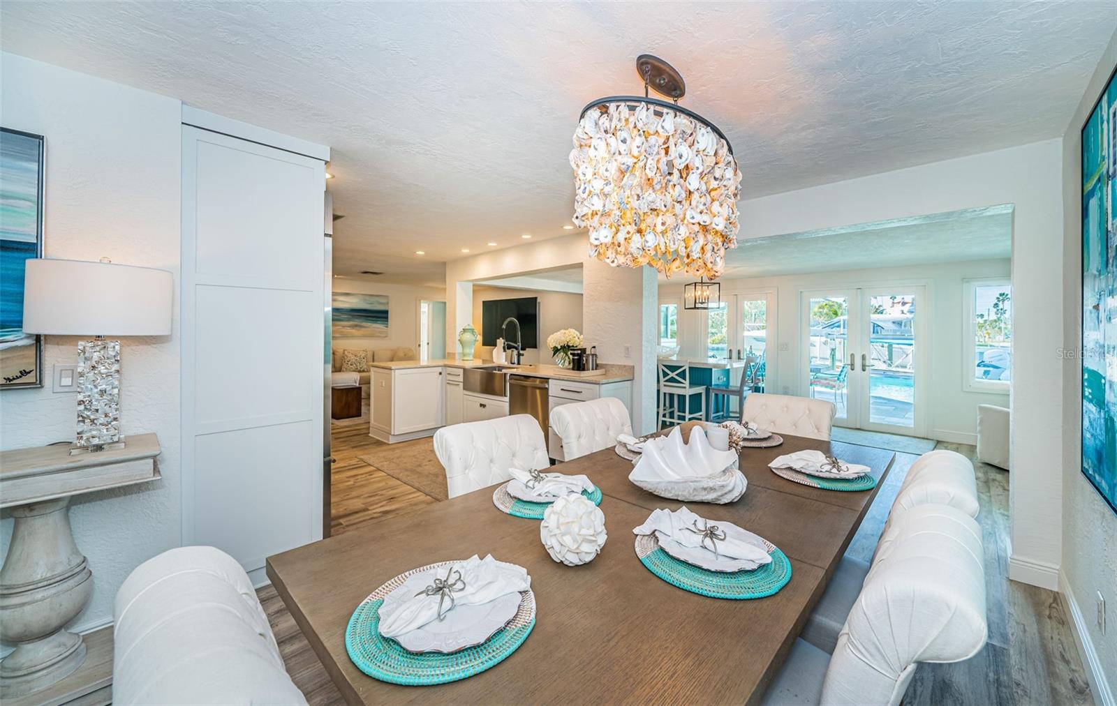 Image 28 of 91 For 2910 Alton Drive