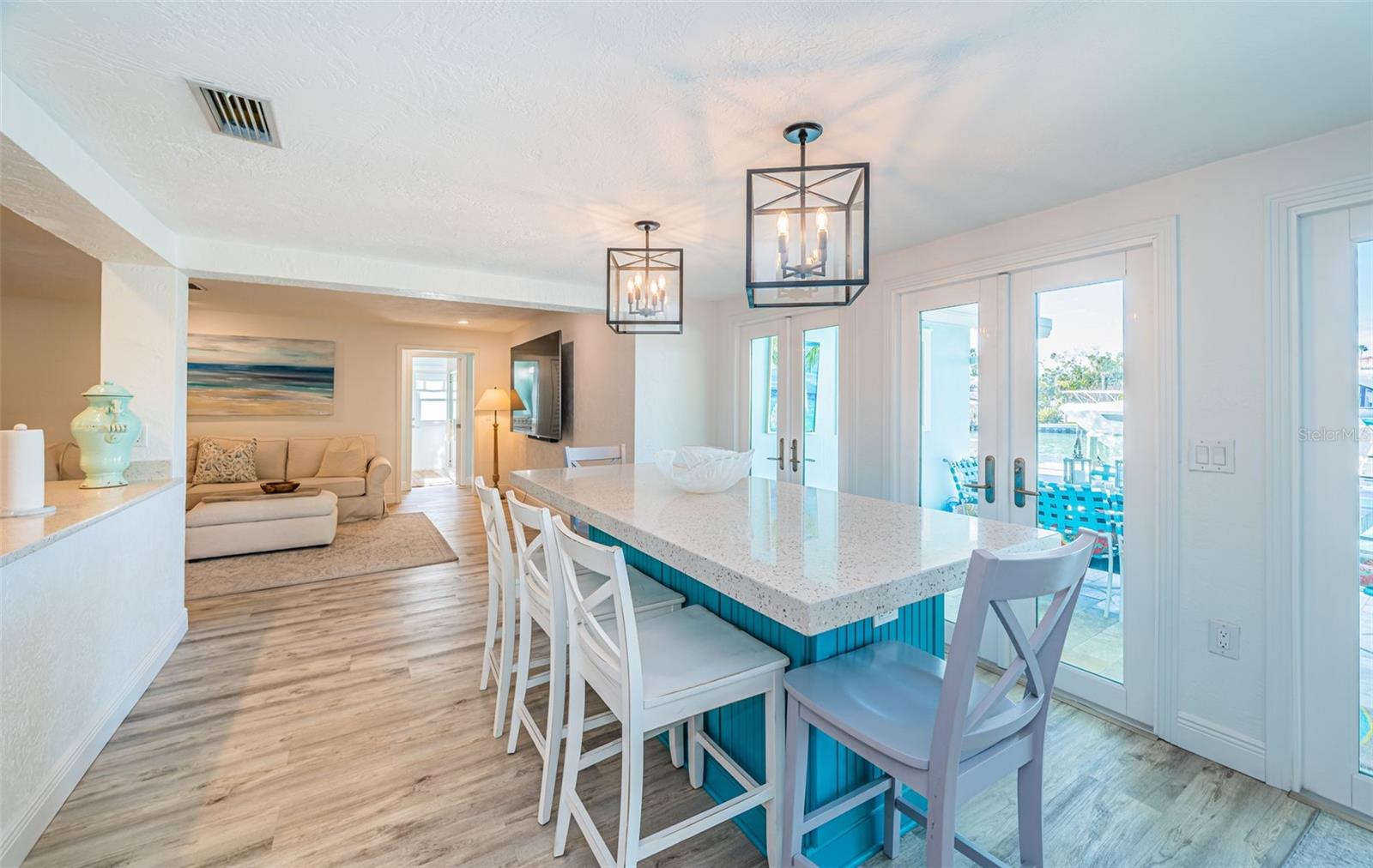 Image 30 of 91 For 2910 Alton Drive