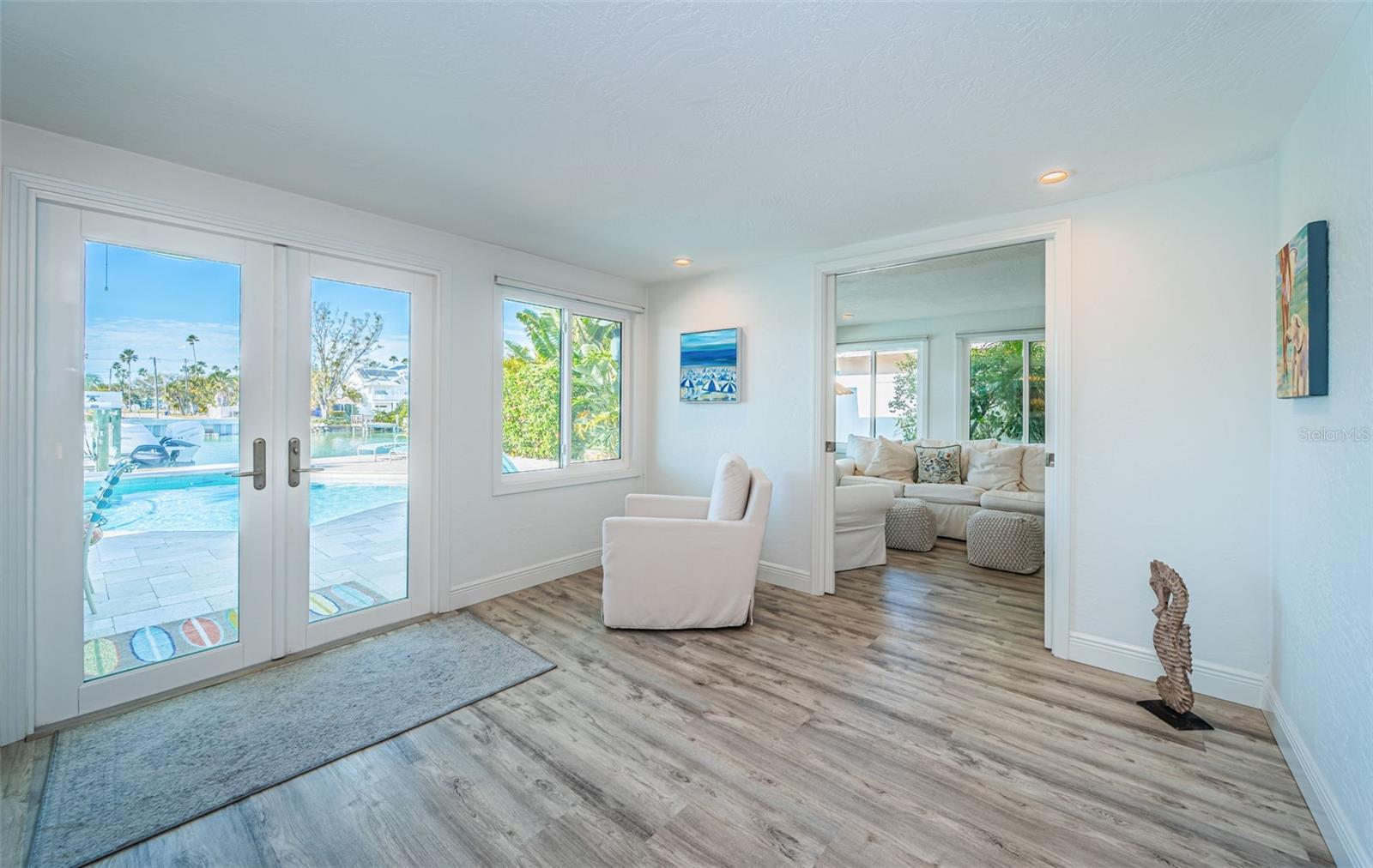 Image 33 of 91 For 2910 Alton Drive