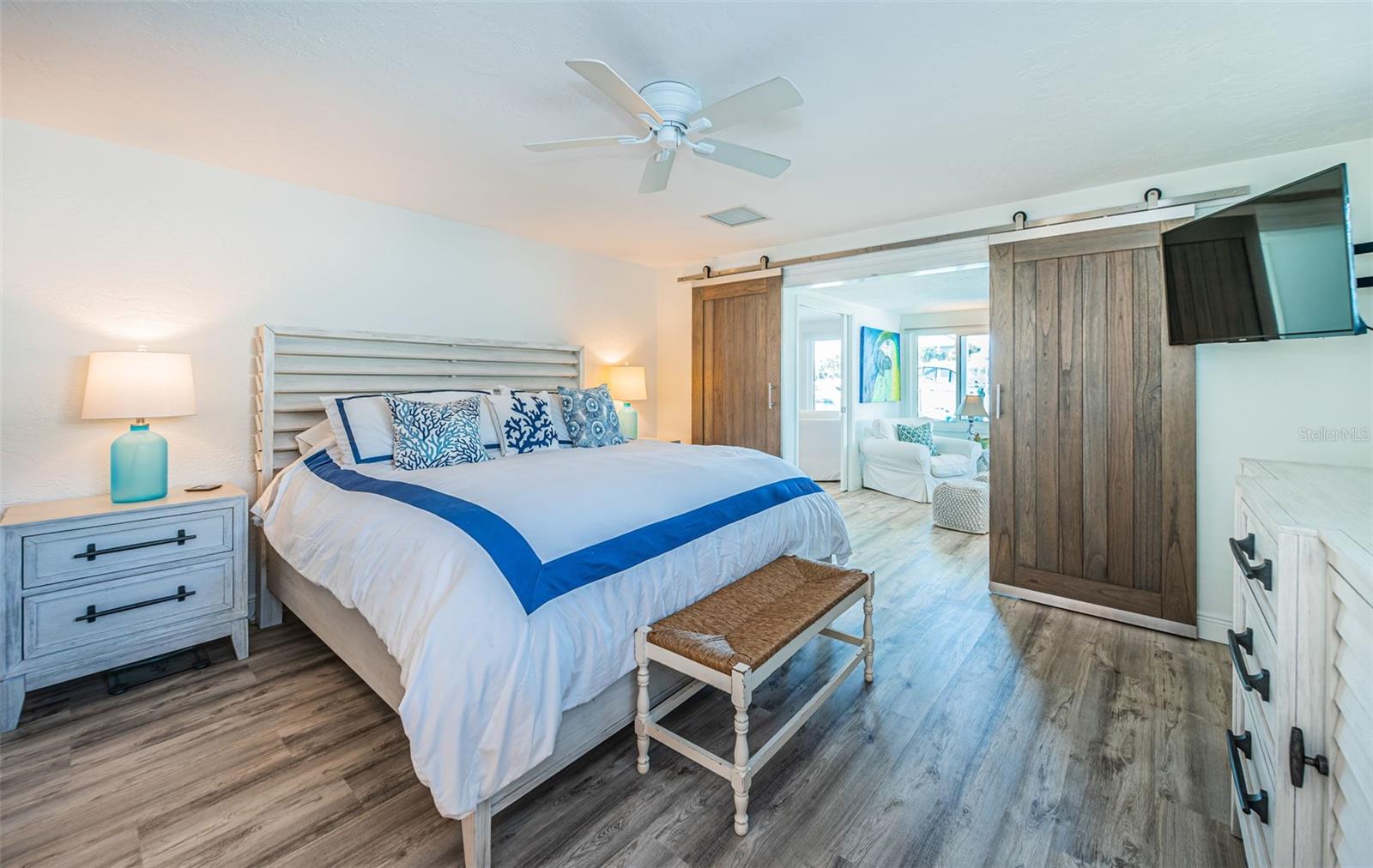 Image 36 of 91 For 2910 Alton Drive