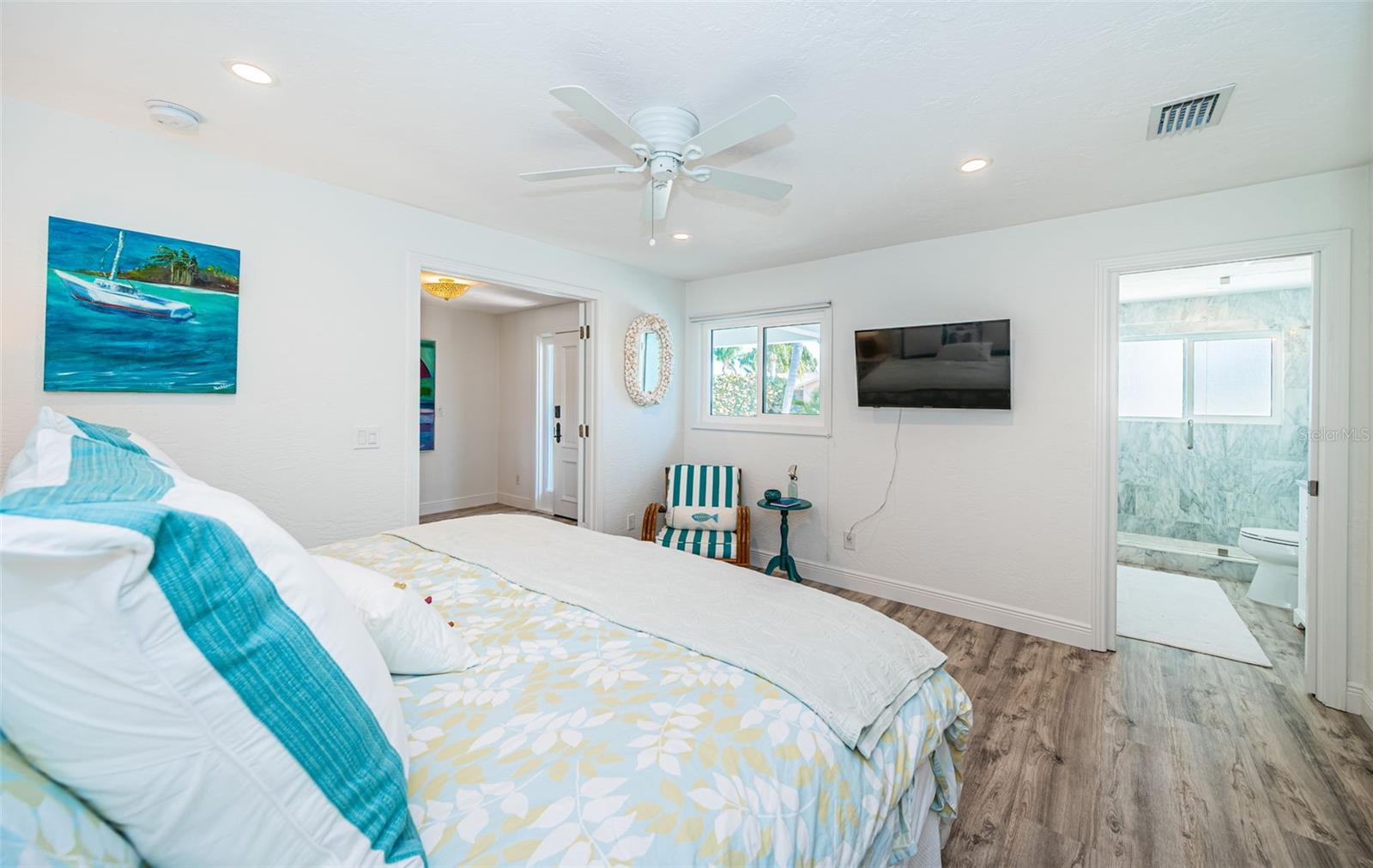 Image 44 of 91 For 2910 Alton Drive