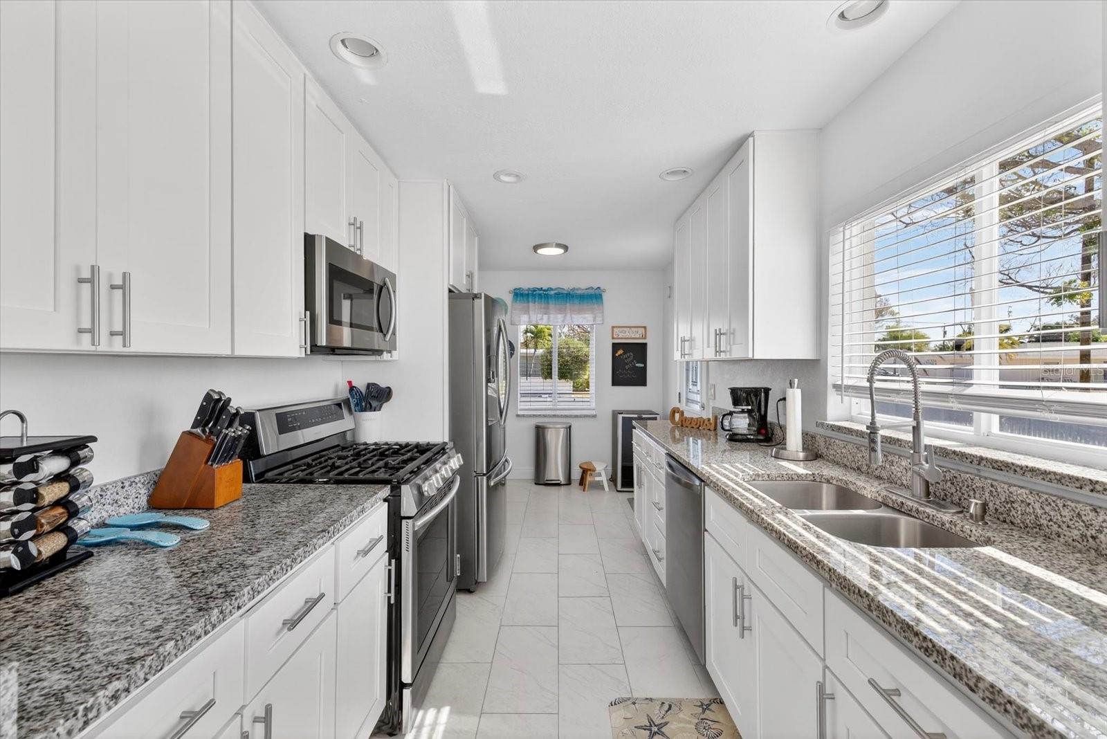 Image 14 of 41 For 292 42nd Avenue