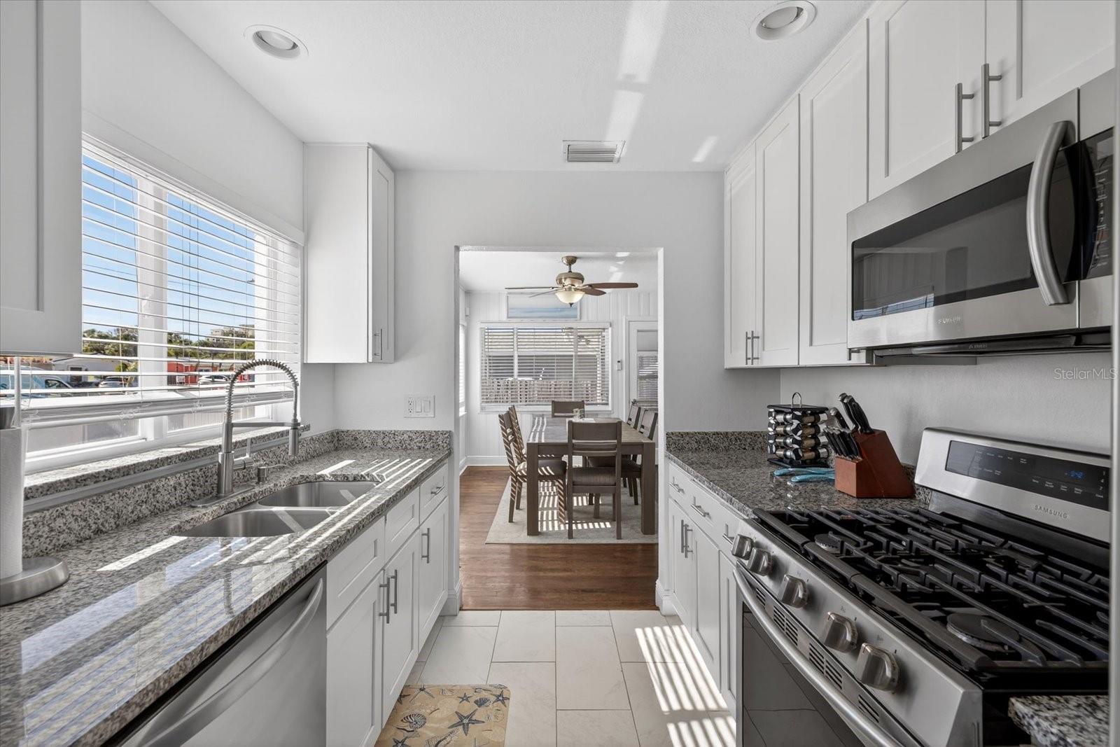 Image 15 of 41 For 292 42nd Avenue