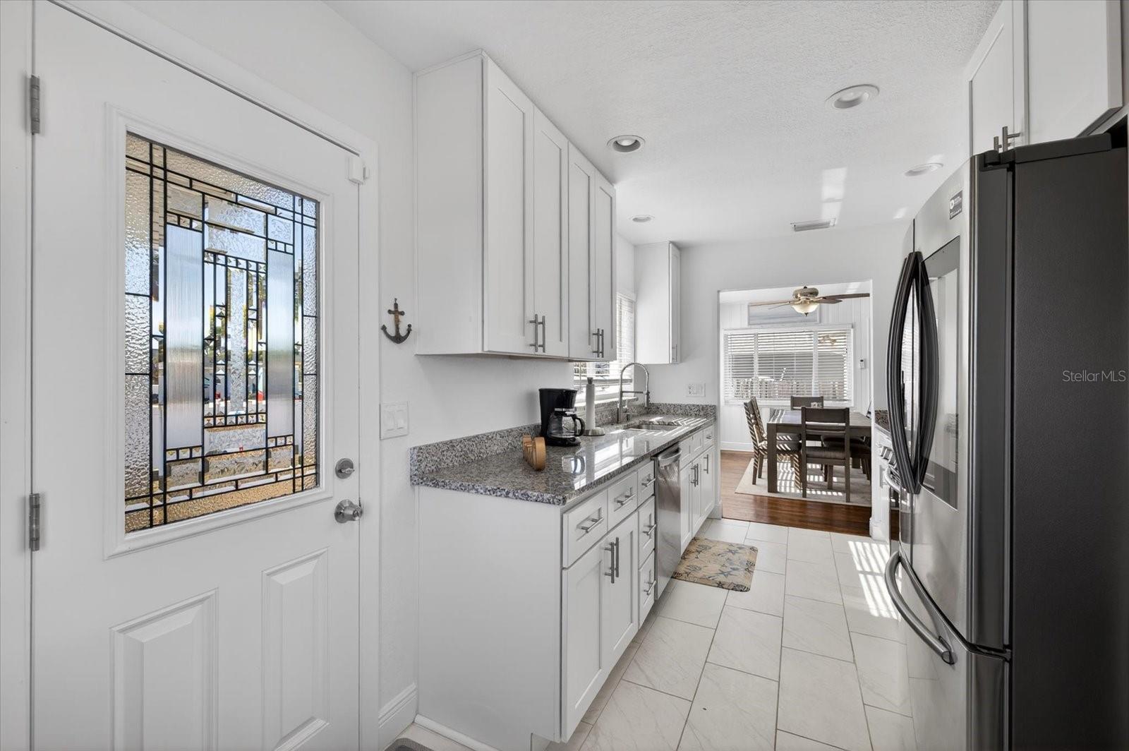 Image 18 of 41 For 292 42nd Avenue