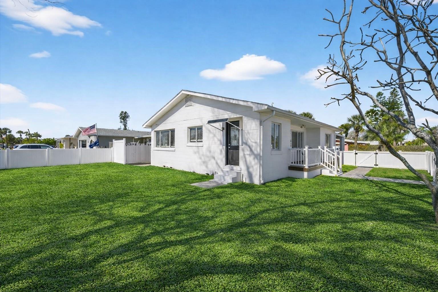 Image 35 of 41 For 292 42nd Avenue