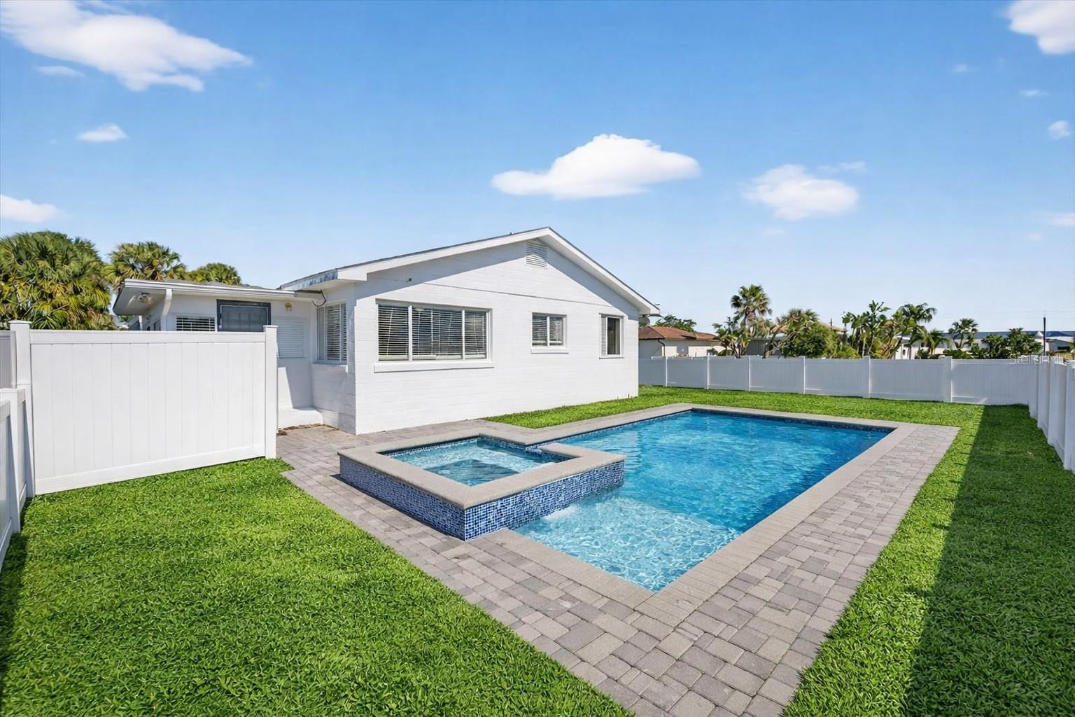 Image 36 of 41 For 292 42nd Avenue