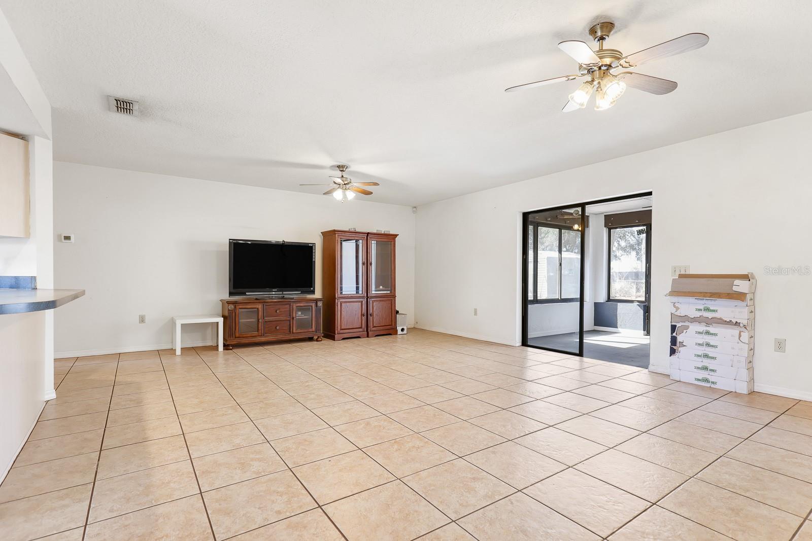 Image 5 of 34 For 2602 Savannah Drive