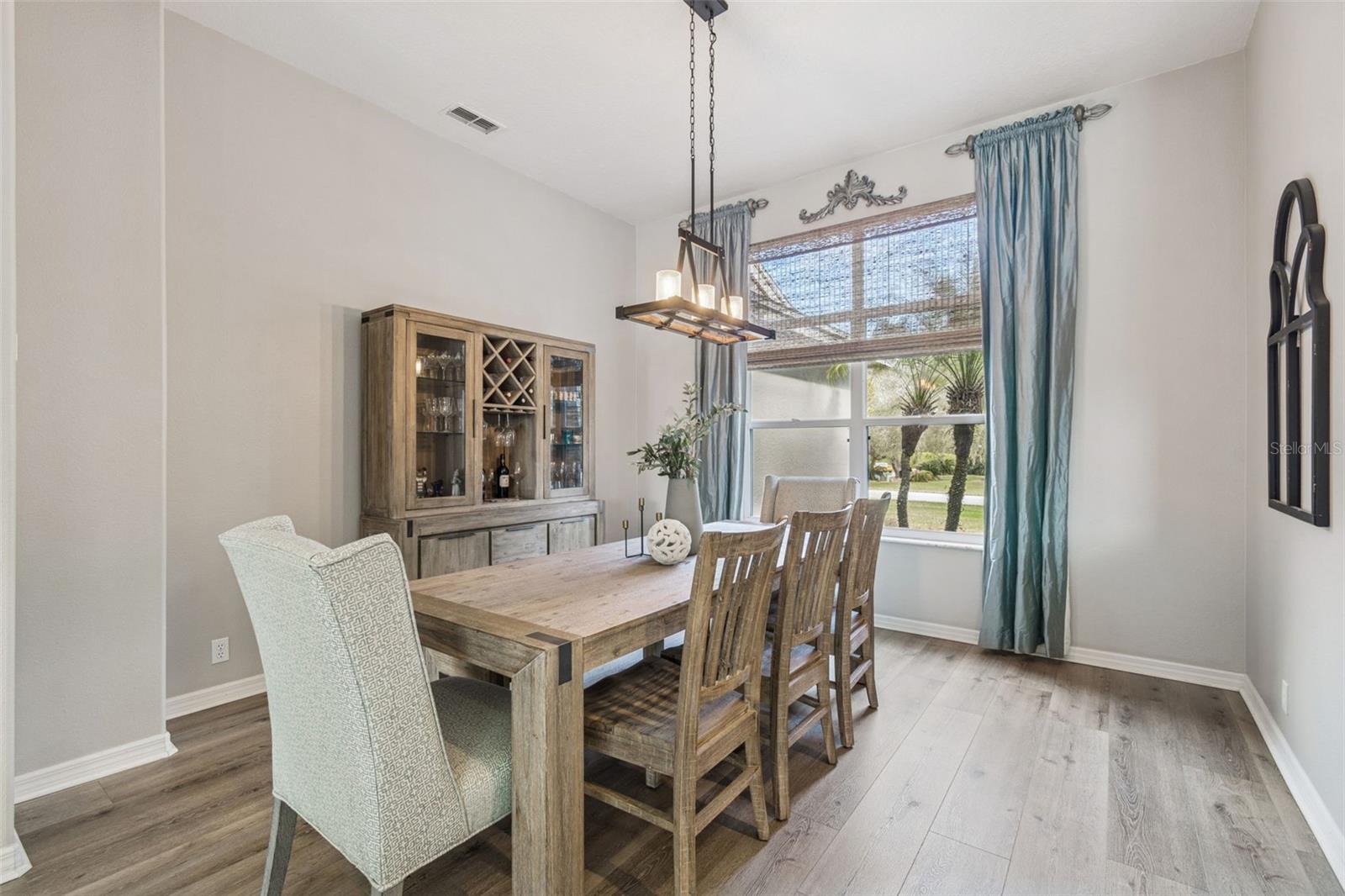 Image 16 of 97 For 12147 Quail Ridge Drive