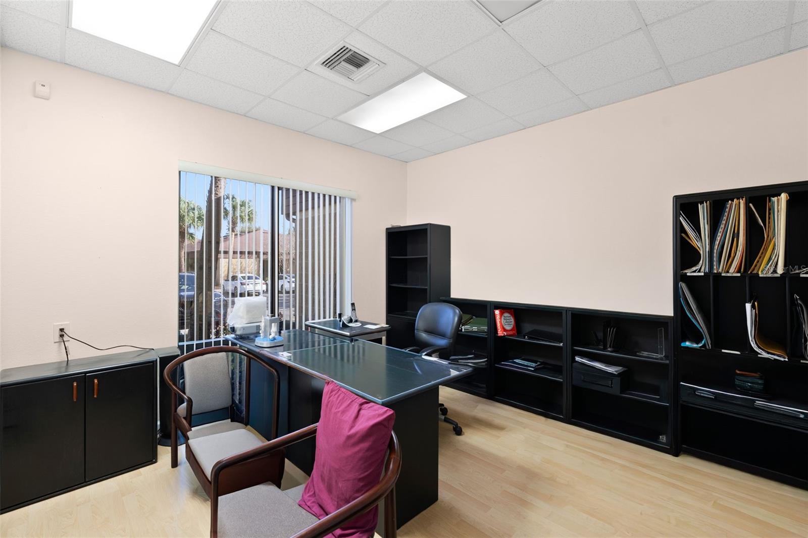 Image 8 of 19 For 611 Druid Road E 303