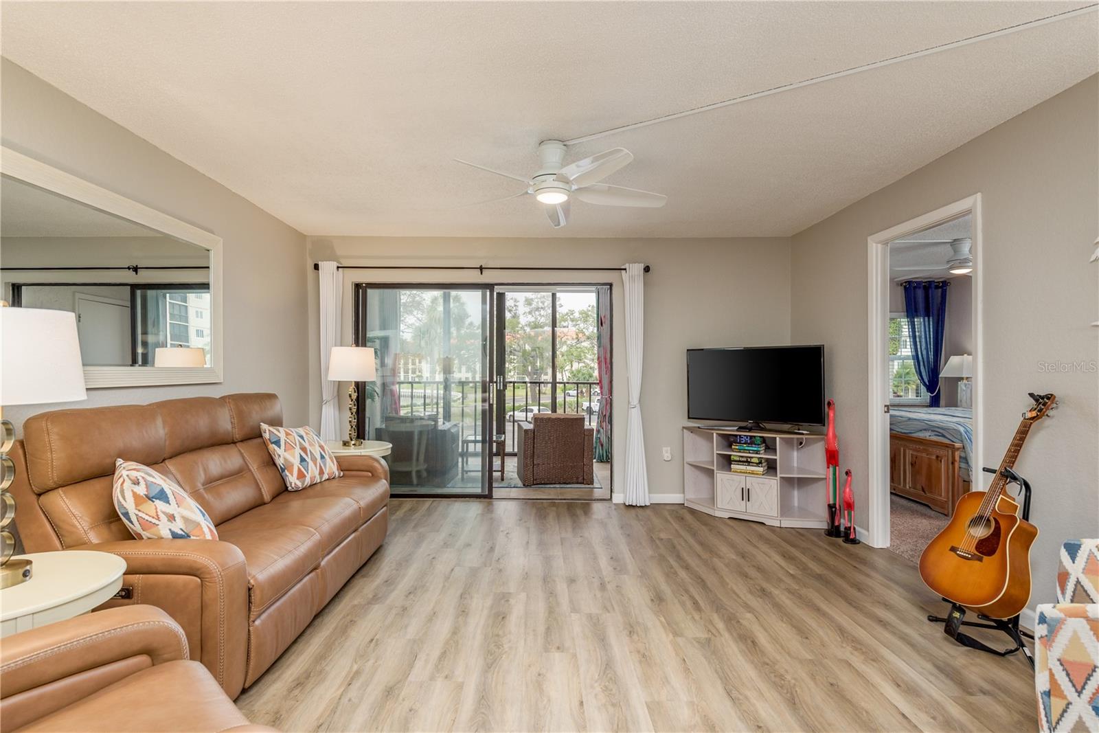 Image 11 of 52 For 19029 Us Highway 19 N 26-205