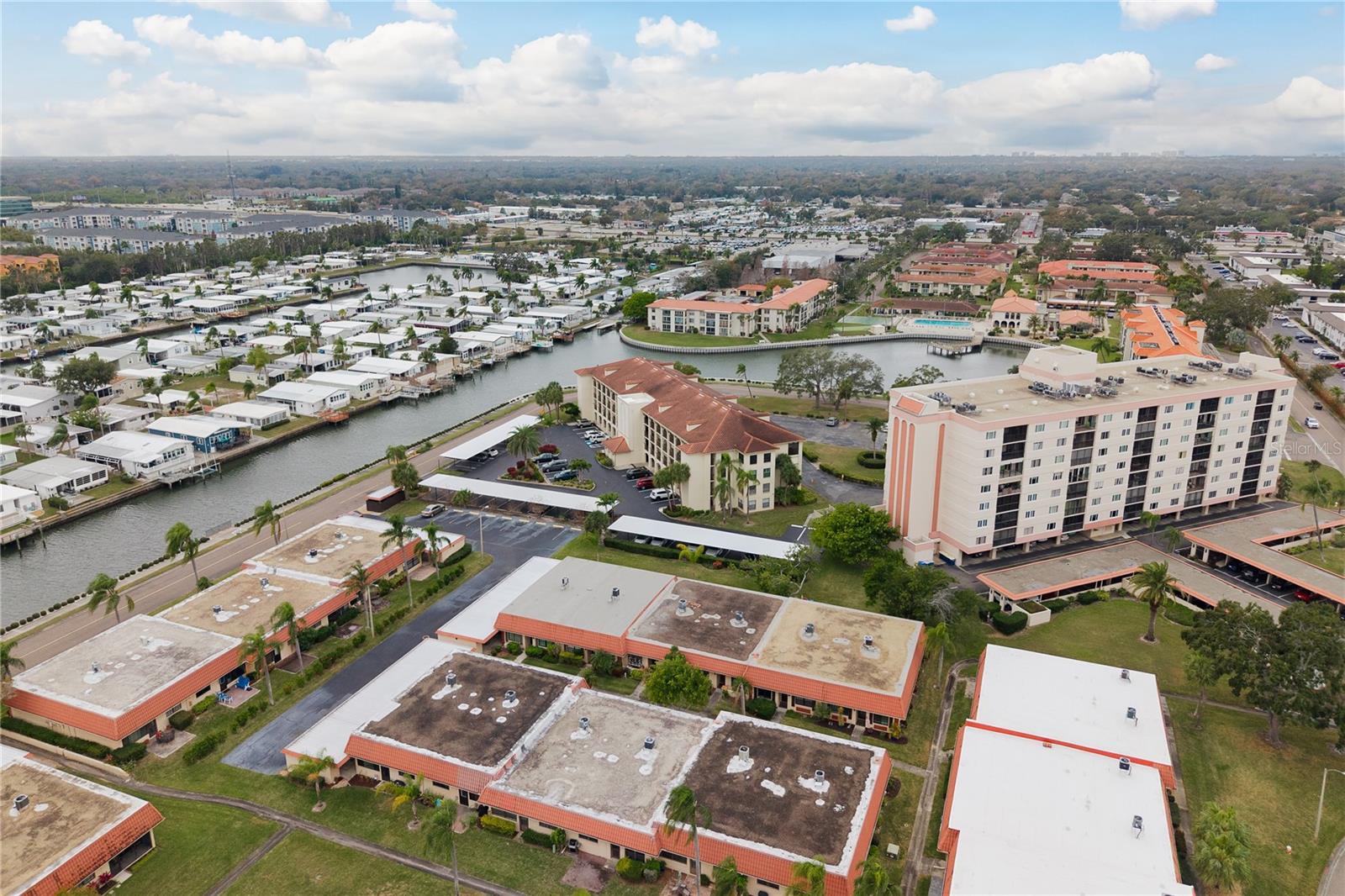 Image 46 of 52 For 19029 Us Highway 19 N 26-205