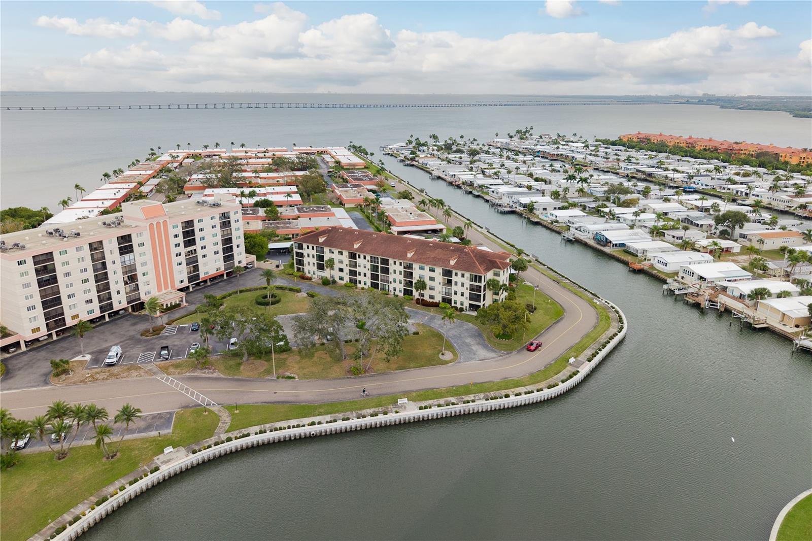 Image 48 of 52 For 19029 Us Highway 19 N 26-205